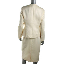 Load image into Gallery viewer, New Le Suit Soft Yellow Skirt Suit Comfy Polyester textured Plus 22W W43 Nice!.
